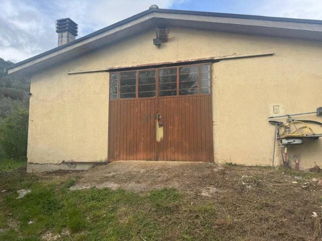 Terreno in vendita a Foligno, Umbria