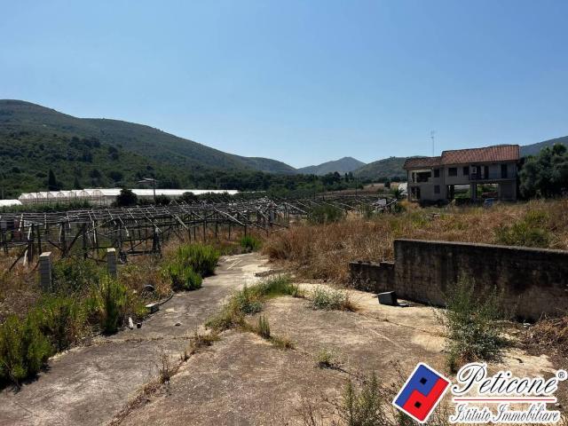 Terreno in vendita a Salto Di Fondi, Lazio