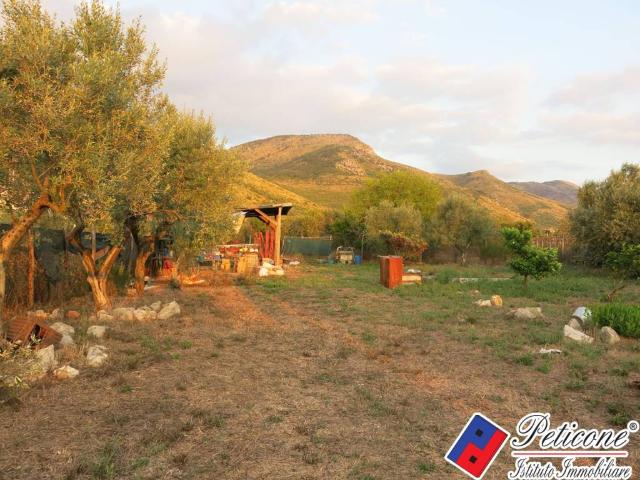 Terreno in vendita a Greci, Salto Di Fondi