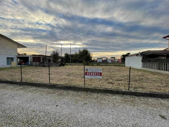 Terreno in vendita a Fontaniva, Veneto