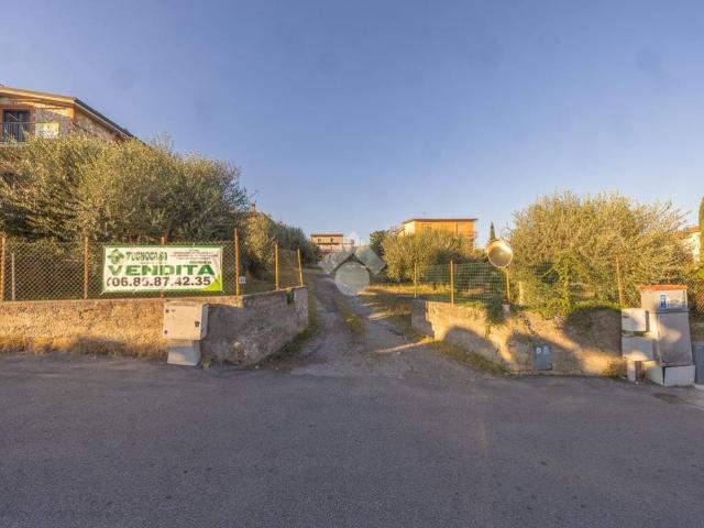 Terreno in vendita a Santa Lucia, Roma Capitale