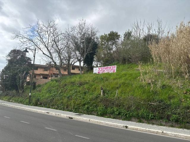 Terreno in vendita a Guidonia Montecelio, Roma Capitale