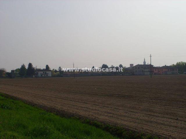 Terreno in vendita a Formigara, Lombardia