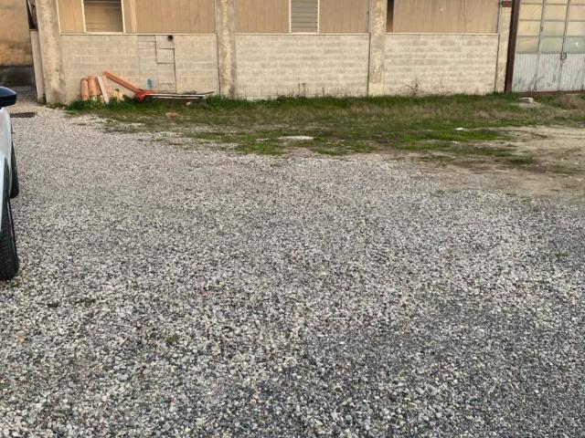 Terreno in vendita a Fornovo San Giovanni, Lombardia