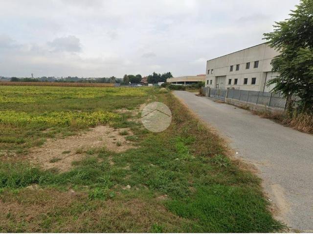 Terreno in vendita a Fossano, Cuneo