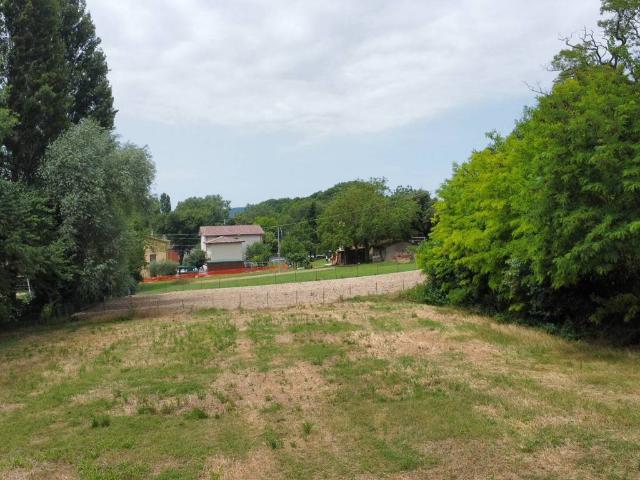 Terreno in vendita a Fossato Di Vico, Umbria