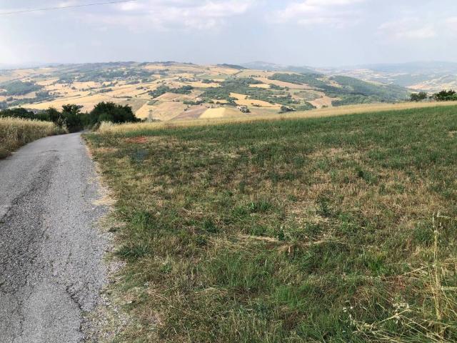 Terreno in vendita a Fragneto Monforte, Campania
