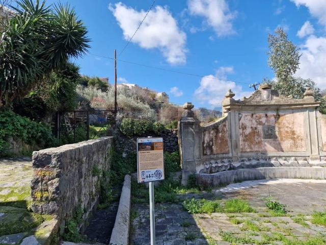 Terreno in vendita a Francavilla di Sicilia, Messina