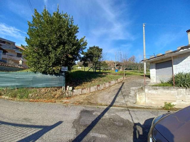 Terreno in vendita a Frosinone, Lazio
