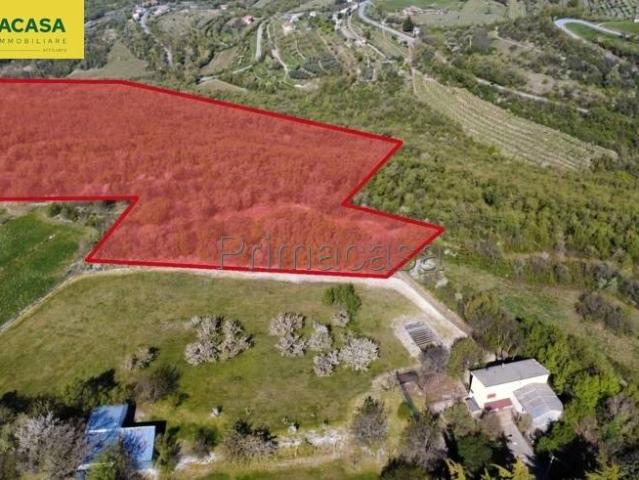 Terreno in vendita a Fumane, Veneto