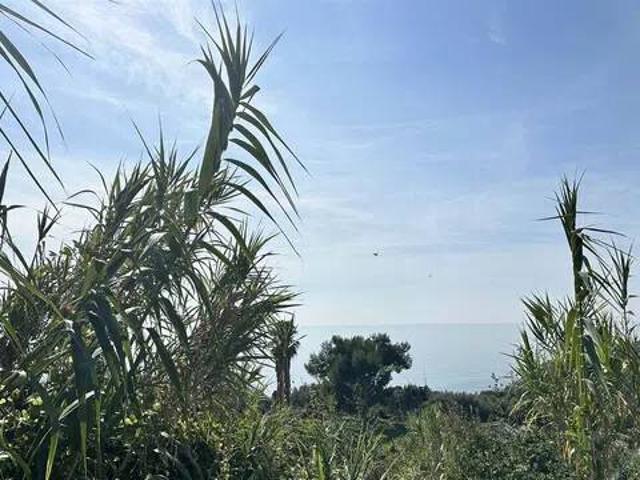 Terreno in vendita a Gaeta, Lazio