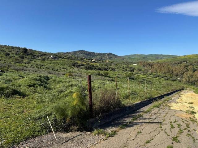 Terreno in vendita a Gagliano Castelferrato, Sicilia