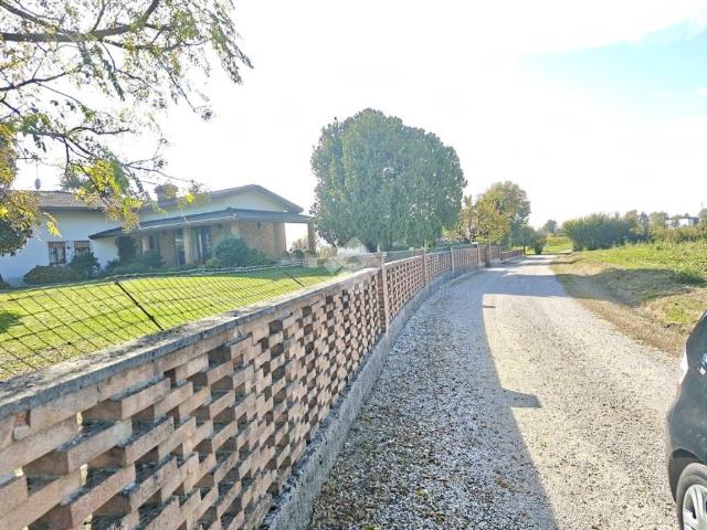 Terreno in vendita a Gaiarine, Veneto