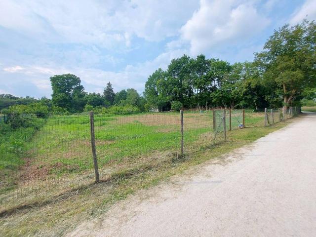 Terreno in vendita a Gallarate, Lombardia