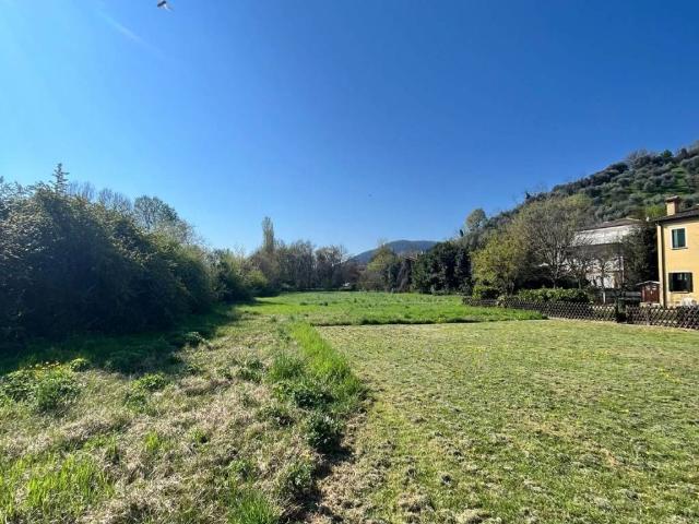 Terreno in vendita a Galzignano Terme, Veneto