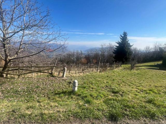Terreno in vendita a Gandosso, Lombardia