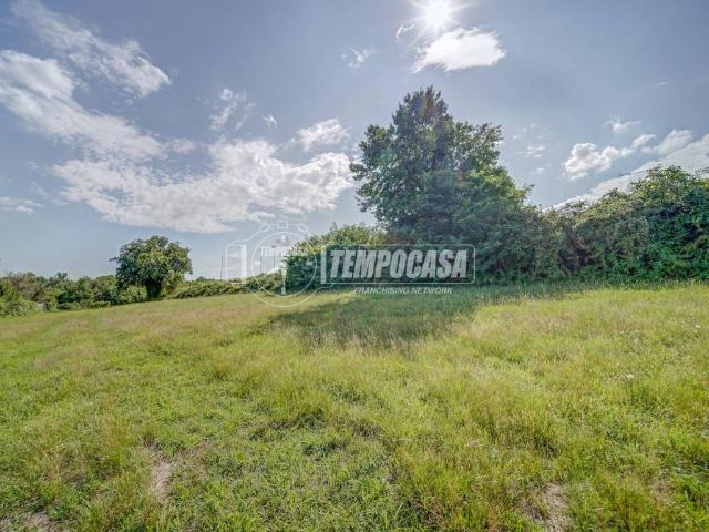 Terreno in vendita a Gattico-Veruno, Piemonte