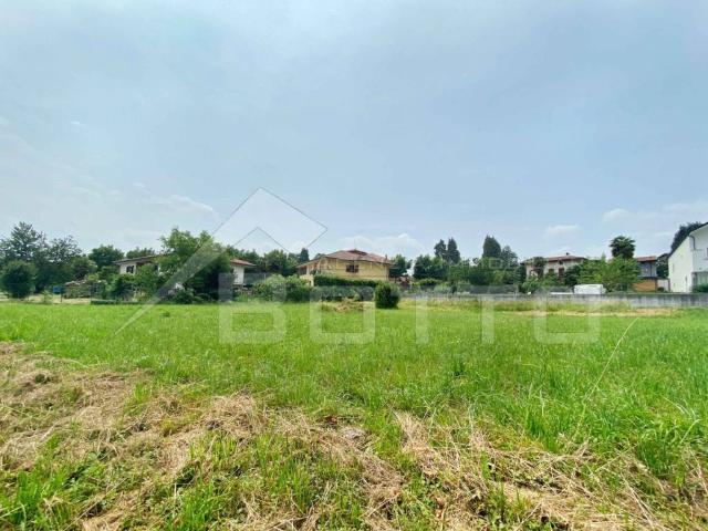 Terreno in vendita a Gattico-Veruno, Piemonte