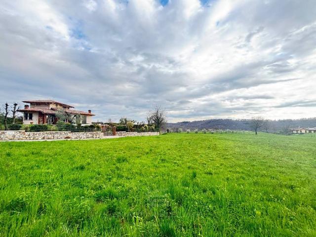 Terreno in vendita a Comunità montana della Valle Sabbia, Gavardo