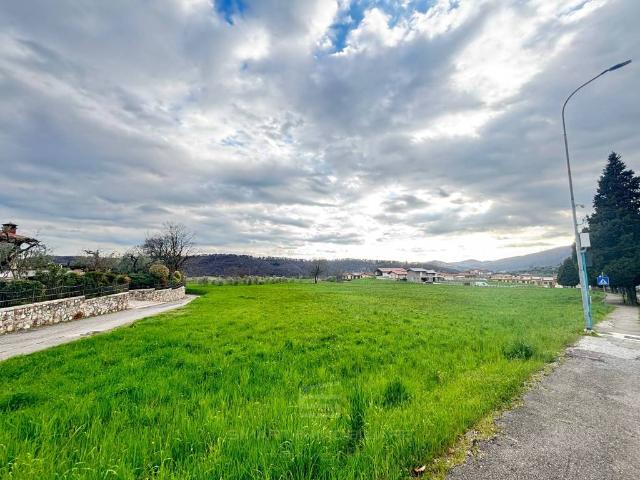 Terreno in vendita a Comunità montana della Valle Sabbia, Gavardo