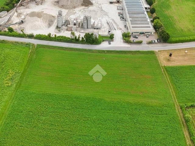 Terreno in vendita a Comunità montana della Valle Sabbia, Gavardo