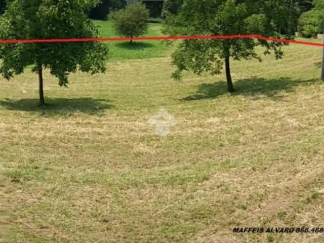 Terreno in vendita a Gazzaniga, Lombardia