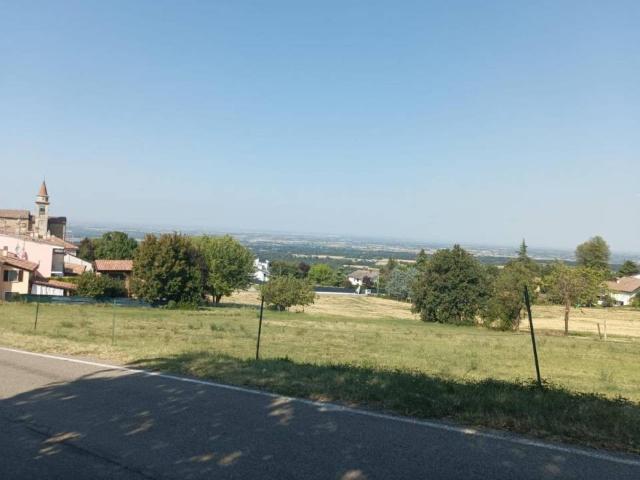 Terreno in vendita a Gazzola, Reggio Emilia