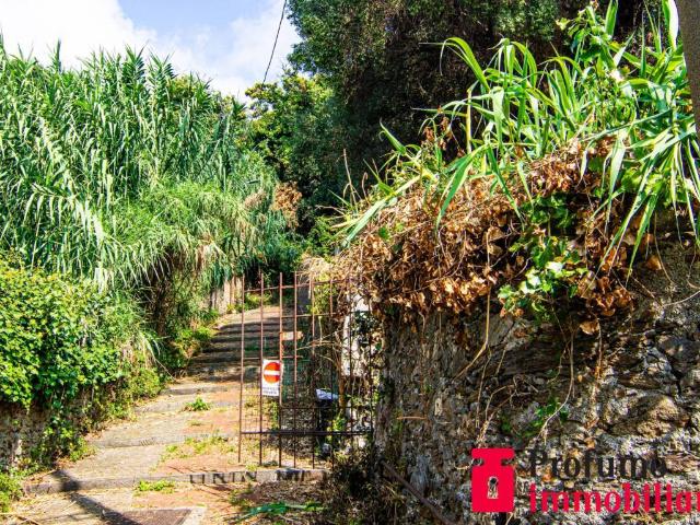 Terreno in vendita a Ponente, Serra Riccò