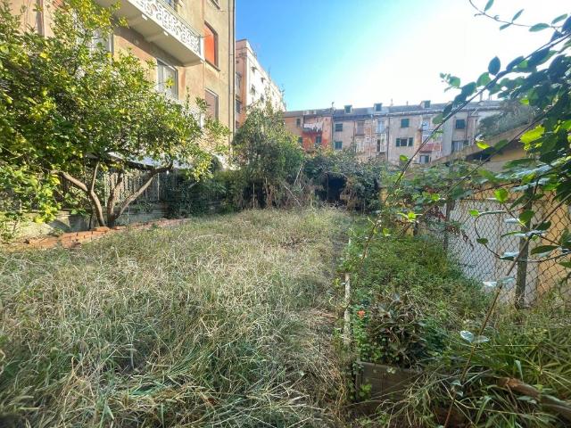 Terreno in vendita a Pegli, Genova