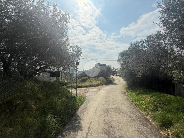 Terreno in vendita a Ponente, Serra Riccò