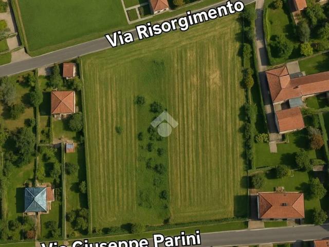Terreno in vendita a Gerenzano, Lombardia