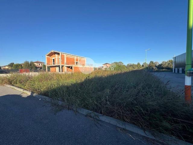 Terreno in vendita a Ghedi, Lombardia