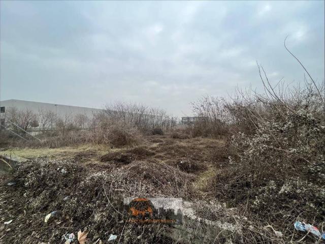 Terreno in vendita a Ghisalba, Lombardia