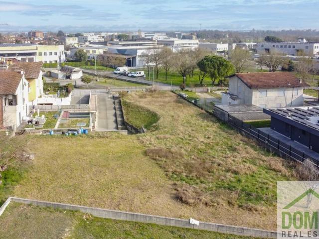 Terreno in vendita a Ghisalba, Lombardia