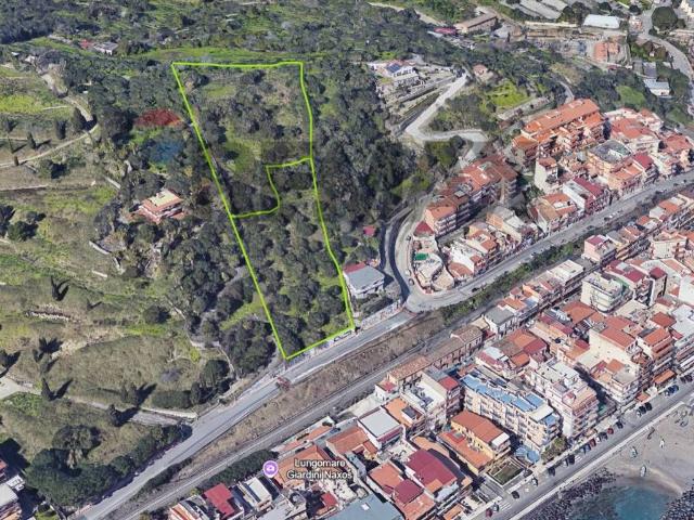 Terreno in vendita a Chianchitta, Giardini Naxos