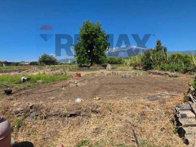 Terreno in vendita a Giarre, Sicilia