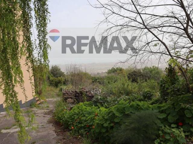 Terreno in vendita a Giarre, Sicilia