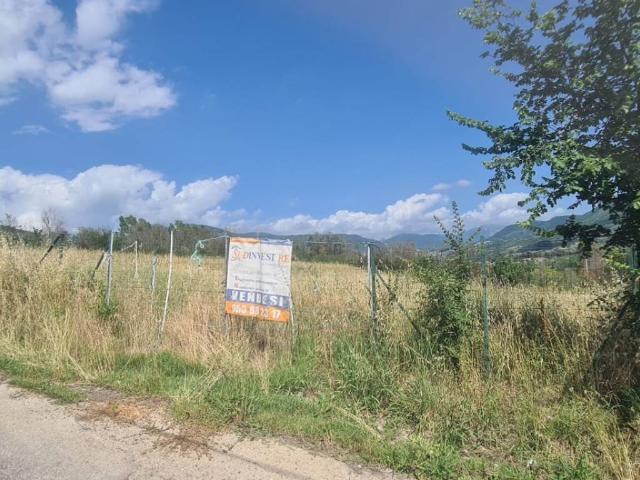 Terreno in vendita a Giffoni Sei Casali, Campania