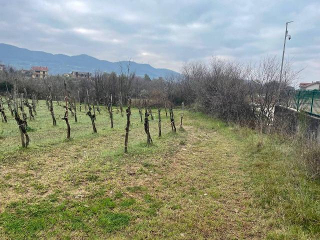 Terreno in vendita a Giffoni Sei Casali, Campania