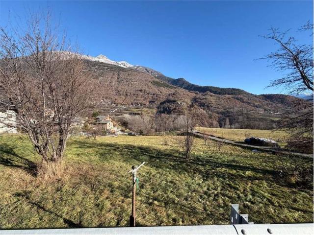 Terreno in vendita a Gignod, Aosta