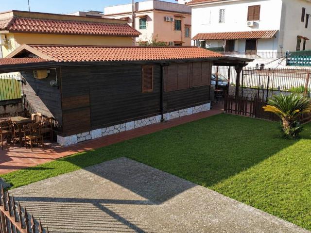 Terreno in vendita a Grotta dell'Olmo, Giugliano In Campania