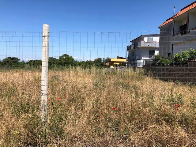 Terreno in vendita a Giugliano In Campania, Campania