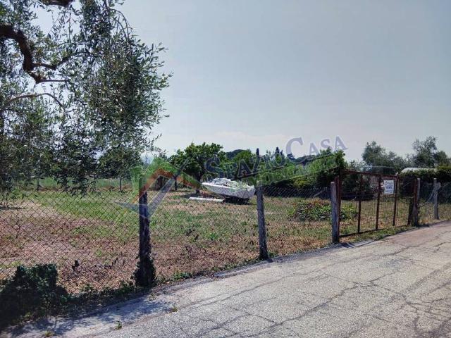 Terreno in vendita a Giulianova, Abruzzo