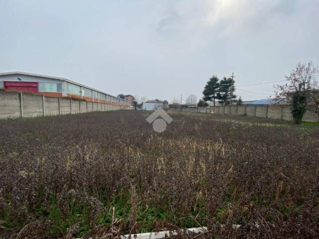 Terreno in vendita a Paina, Giussano