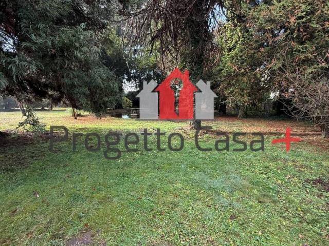 Terreno in vendita a Golasecca, Lombardia