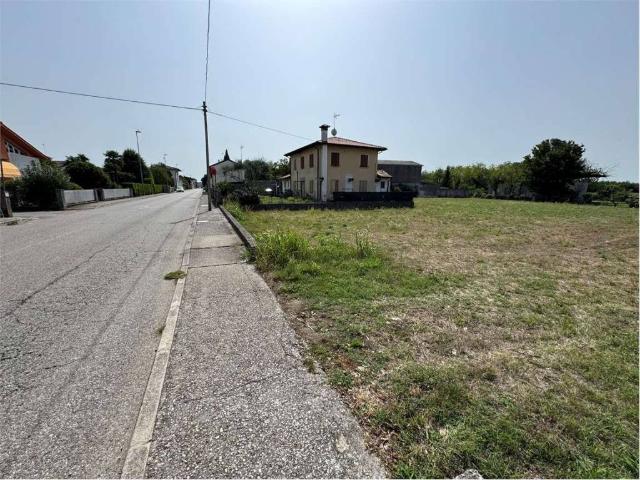 Terreno in vendita a Gonars / Gonârs, Udine / Udin / Videm