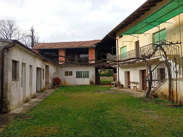 Terreno in vendita a Montesanto / Svetogorska četrt, Gorizia