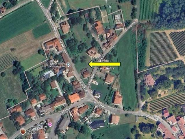 Terreno in vendita a Lucinico / Ločnik / Luzinìs, Gorizia