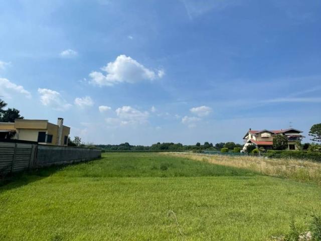 Terreno in vendita a Gorla Maggiore, Lombardia