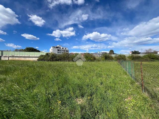 Terreno in vendita a Gorlago, Lombardia